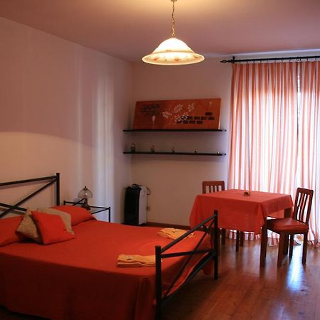 B&B Largo Soninno Trieste Room photo